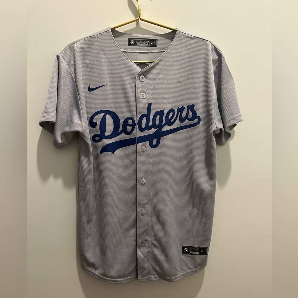 Grey Mookie Betts jersey